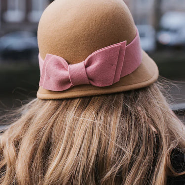 Bronté Cloche Hat Sophia camel-rosa