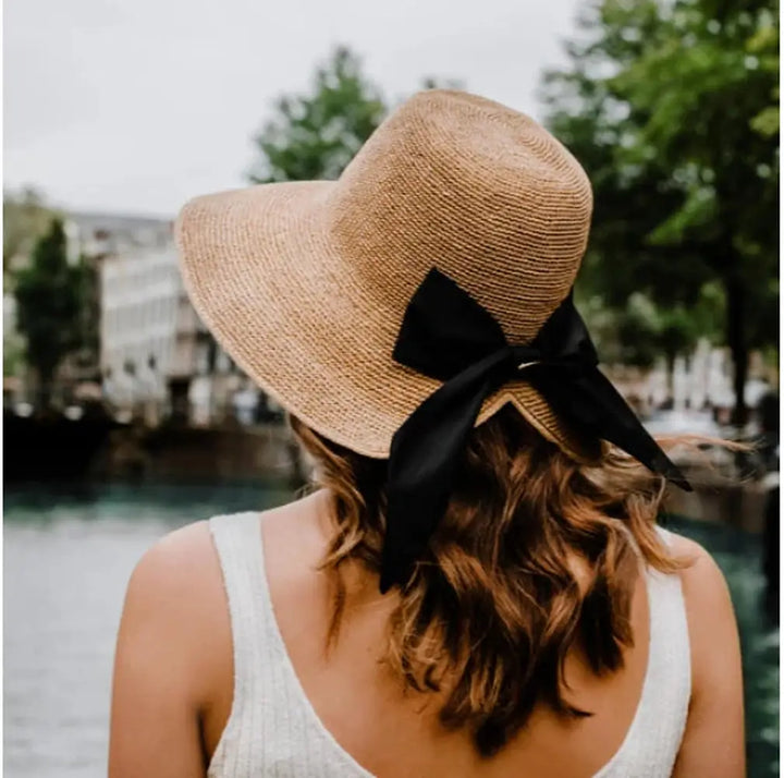 Bronté Cloche Sandy Bronté hutwelt