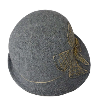 Strickhut Glocke mit Stickerei - hutwelt - hutwelt